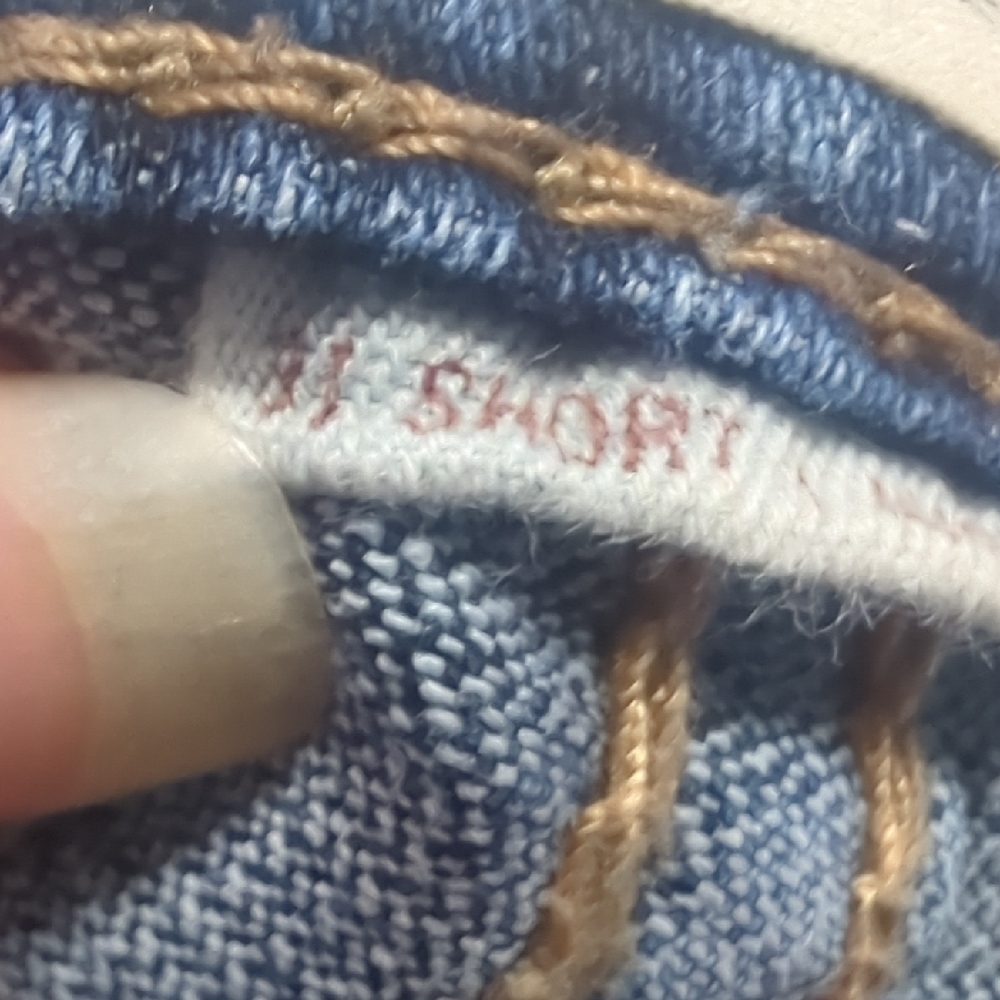 Shyanne Jean with Brown Stitching - Picture 3 of 10